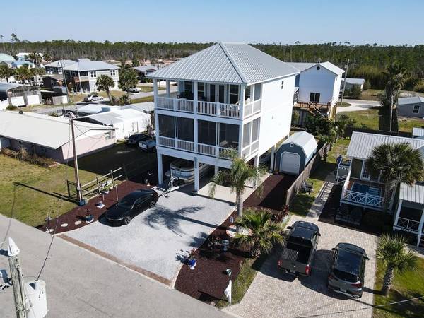 9336 Cockles Ave, Port St. Joe, FL 32456