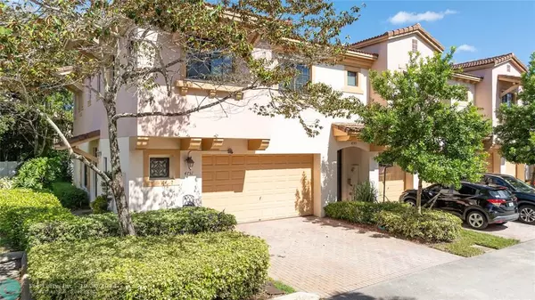 Coconut Creek, FL 33073,4751 Grand Cypress Cir N