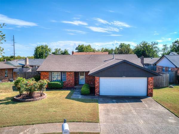 1716 Sandalwood Drive, Norman, OK 73071