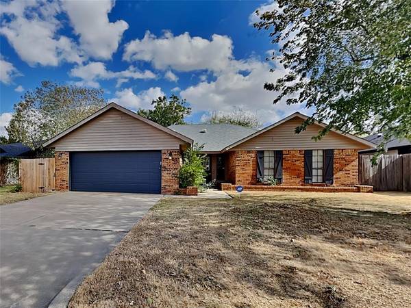 9204 Aaron Drive, Oklahoma City, OK 73132