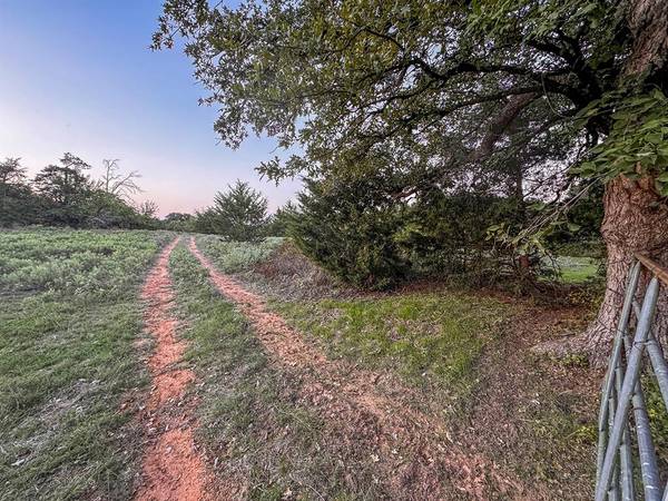 Bowie, TX 76230,Wagon Seller Road Waggon Seller Road