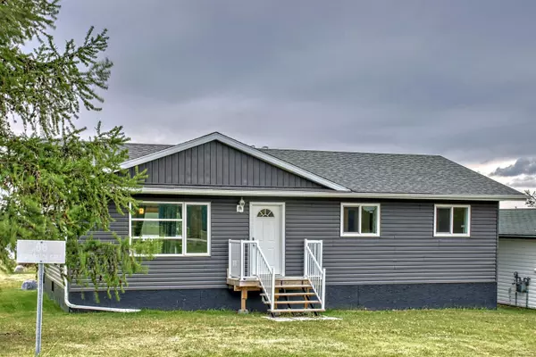 Rural Ponoka County, AB T0C 2J0,68 Sunnyside Crescent