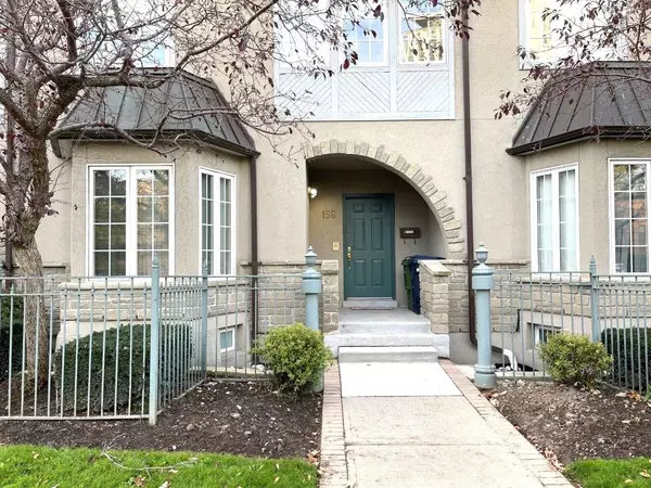 Toronto E05, ON M1T 3V7,138 Bonis AVE #TH156