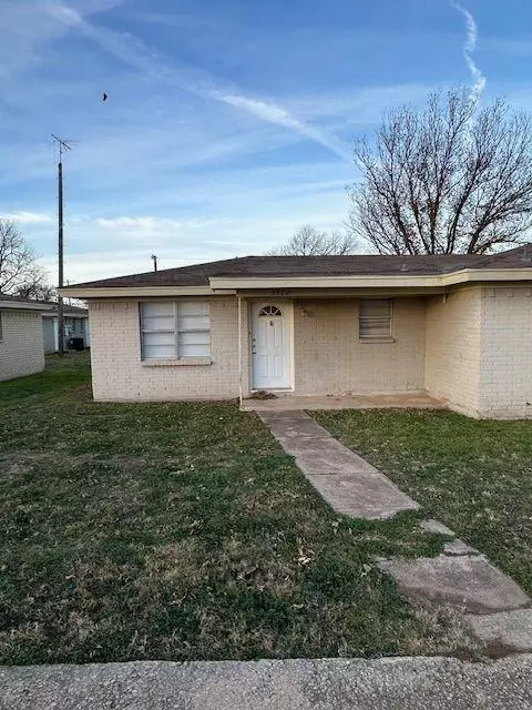 Moran, TX 76464,332 Waters Street