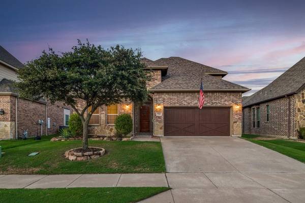 594 Deverson Drive, Rockwall, TX 75087