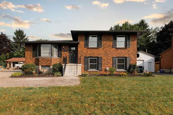 230 Chittick CRES,  Thames Centre,  ON N0L 1G3