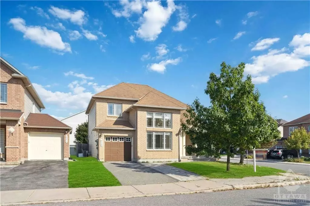 Barrhaven, ON K2J 0H8,643 BEATRICE DR