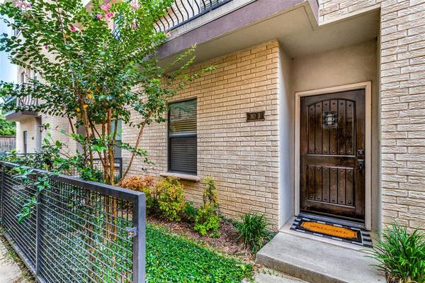 Dallas, TX 75204,3134 Ross Avenue #3