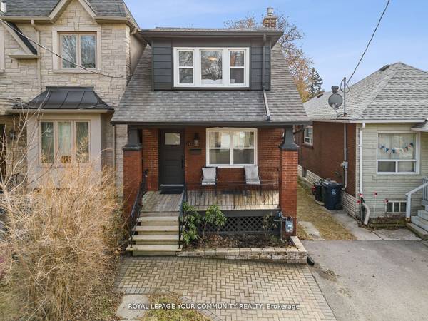 11 Denton AVE, Toronto E03, ON M4C 1T7