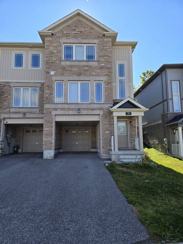 99 Frank's WAY, Barrie, ON L4N 3J1