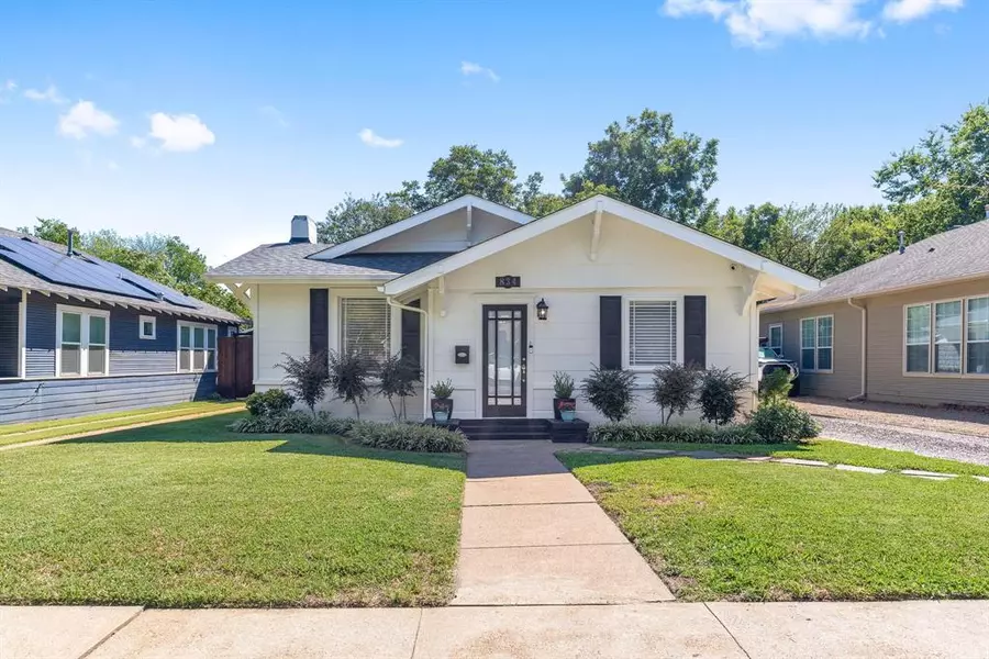 834 N Clinton Avenue, Dallas, TX 75208