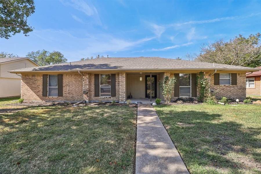 3809 Osage Drive, Rowlett, TX 75088