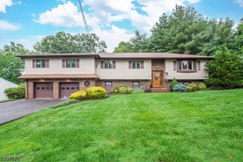 29 Normandy Drive, Wayne Twp., NJ 07470