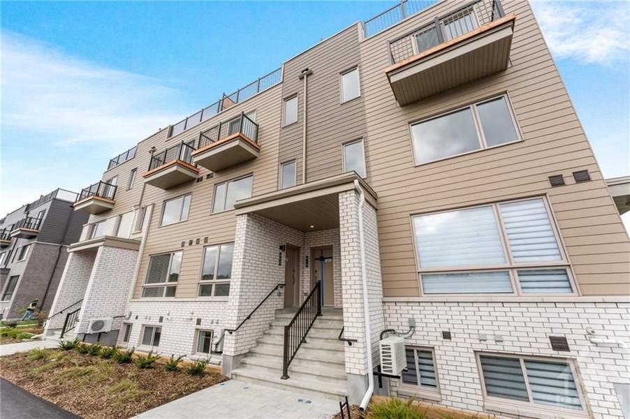 808 MISHI, Manor Park - Cardinal Glen And Area, ON K1K 5C5