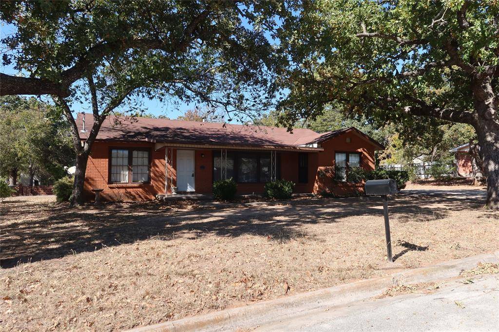 Bowie, TX 76230,1002 Lowrie Street