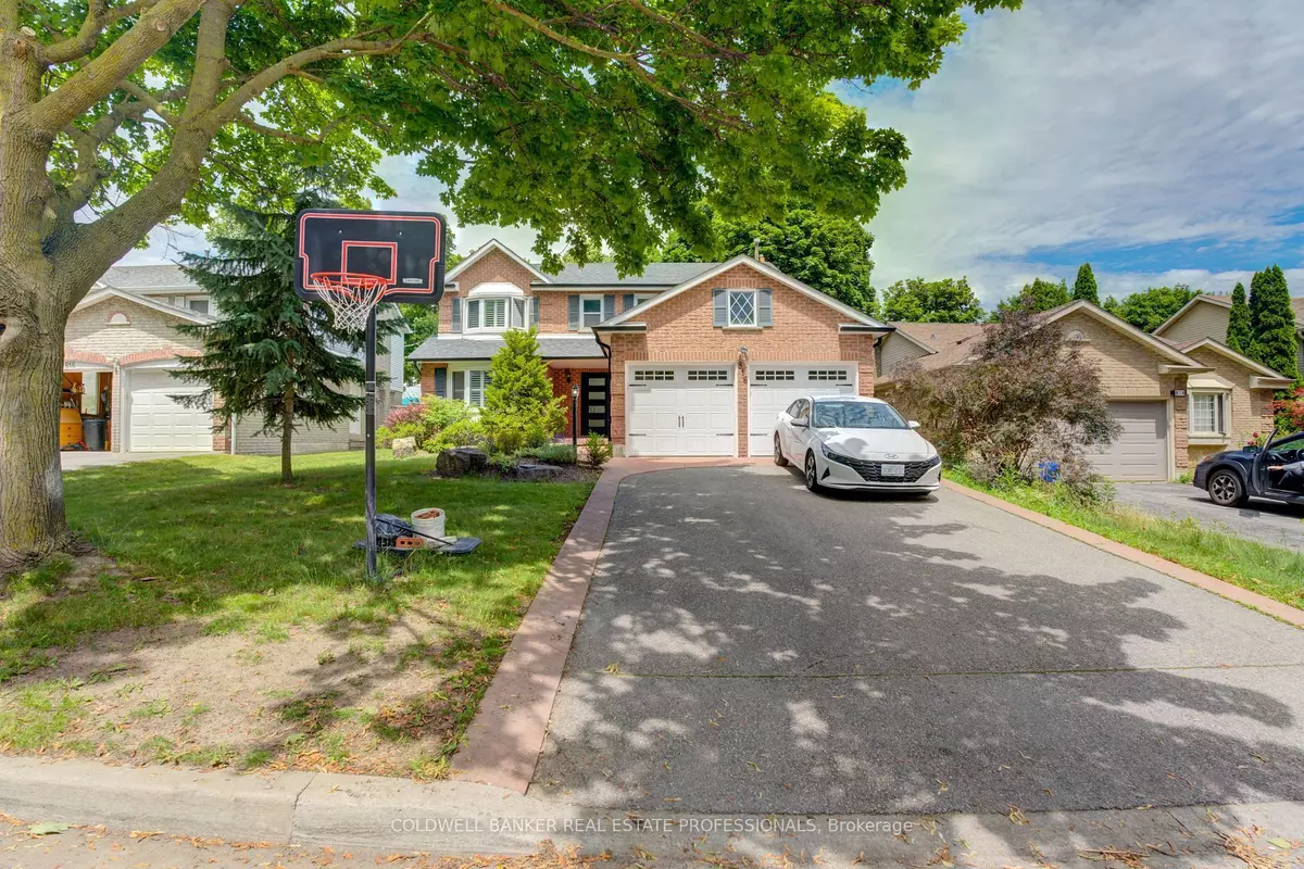 Whitby, ON L1N 6S3,816 Ironwood CT