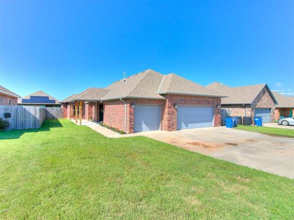 20583 Frontier Avenue, Harrah, OK 73045