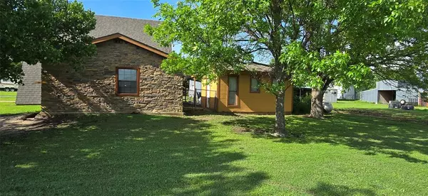 Sanger, TX 76266,10904 Metz Road