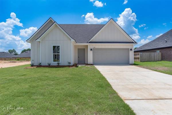 1188 Bayou Bay Court,  Frierson,  LA 71027