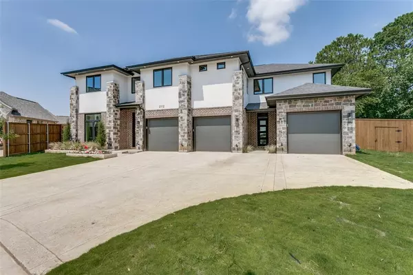 Grapevine, TX 76051,2112 Holt Way