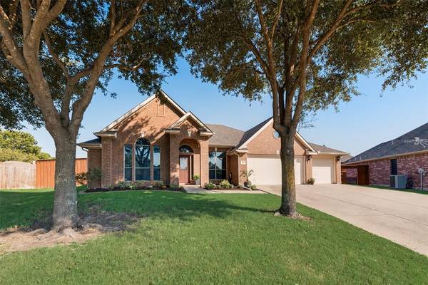 102 Cactus Court, Waxahachie, TX 75165