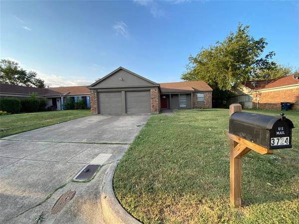 3724 Staghorn Circle S, Fort Worth, TX 76137