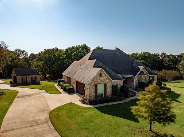 5005 Sunset View, Paris, TX 75462