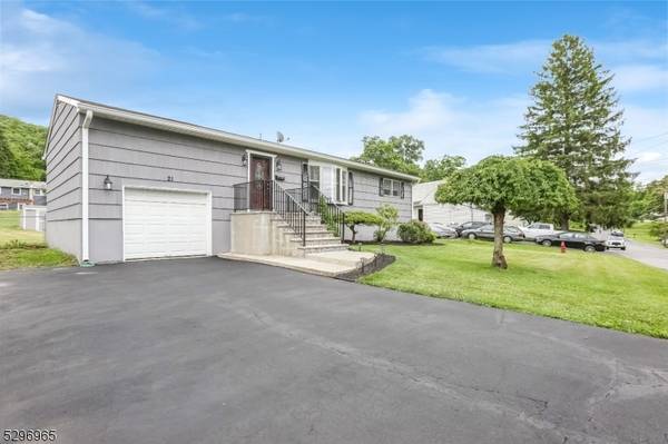 21 Jefferson Ter,  Ogdensburg Boro,  NJ 07439