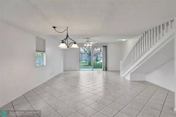 Weston, FL 33327,1375 Barcelona Way  ##1-26