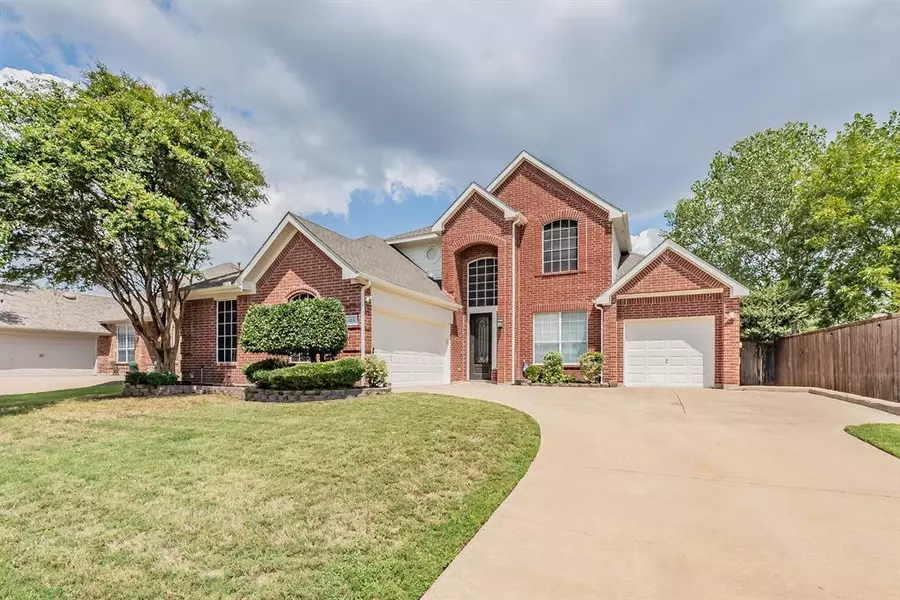 1103 Wedgewood Drive, Mansfield, TX 76063