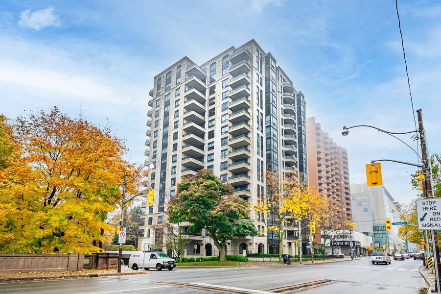 38 Avoca AVE #704, Toronto C09, ON M4T 2B9