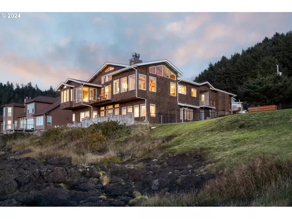 3475 ROCKY CREEK AVE, Depoe Bay, OR 97341