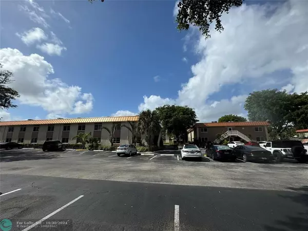 9 NE 19th Ct  #206C, Wilton Manors, FL 33305