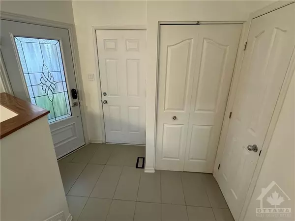 Kanata, ON K2K 3R2,524 ABERFOYLE CIR