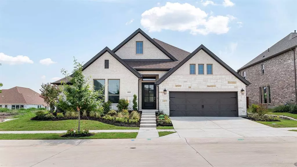 1511 Wolfgang Way, Van Alstyne, TX 75495