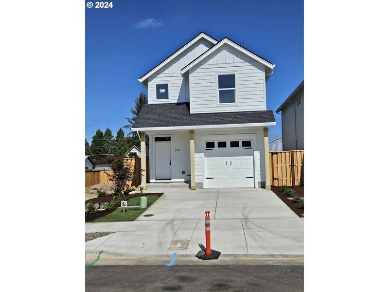 848 Chestnut WAY, Silverton, OR 97381