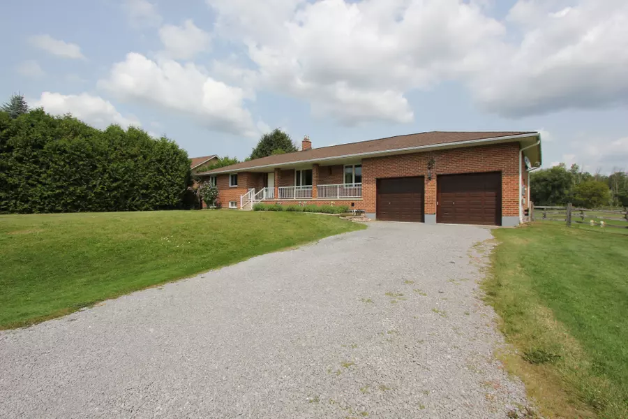 20161 Bathurst ST, East Gwillimbury, ON L9N 1N3