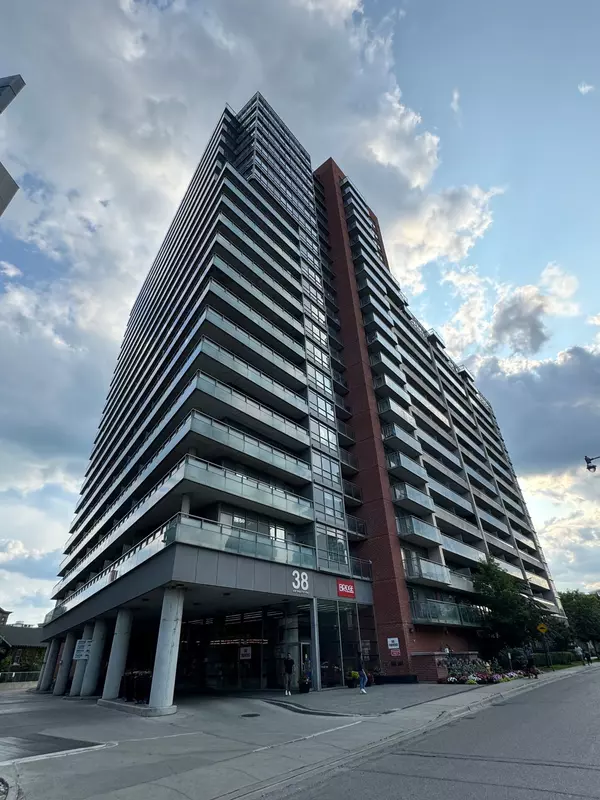 38 Joe Shuster WAY #2102, Toronto W01, ON M6K 0A5