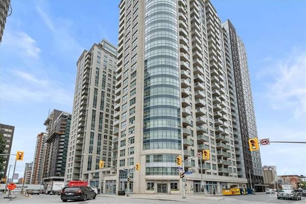 195 BESSERER ST #1806, Lower Town - Sandy Hill, ON K1N 0B6