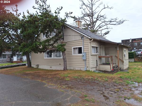 Seaside, OR 97138,120 2ND AVE