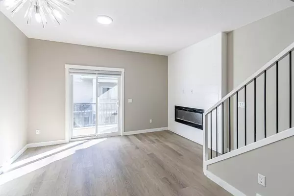 Calgary, AB T3N 1X2,95 Skyview Close NE #612