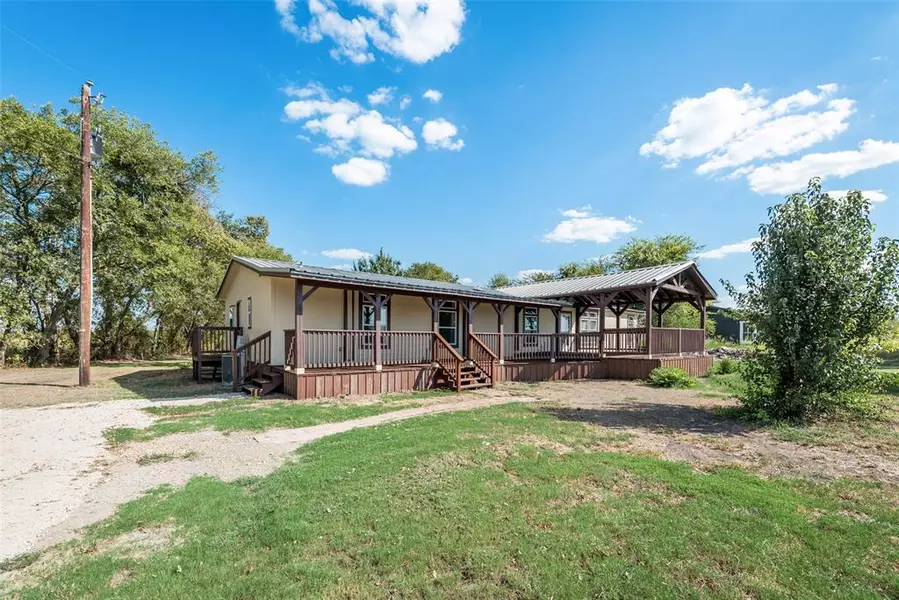 408 Mustang Road, Waxahachie, TX 75165