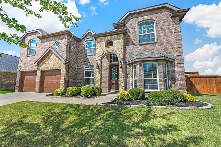 1059 Hollow Creek Drive, Cedar Hill, TX 75104