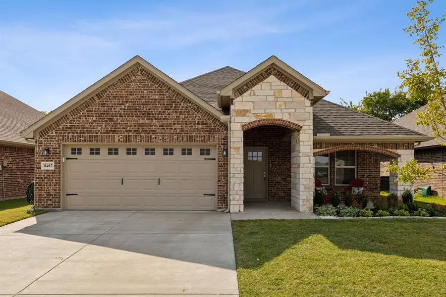 8402 Grant Lane, Greenville, TX 75402