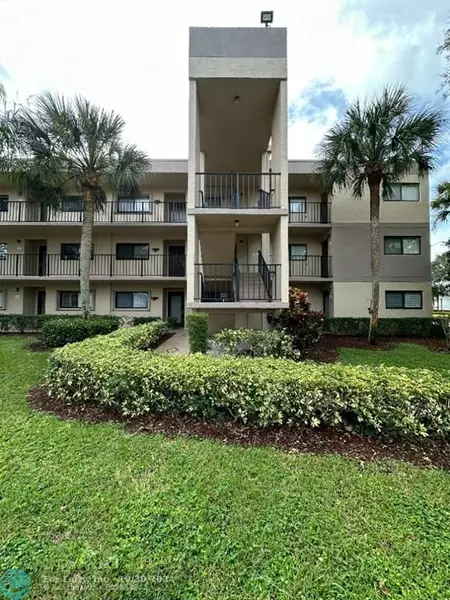 15324 Lakes Of Delray Blvd  #214, Delray Beach, FL 33484