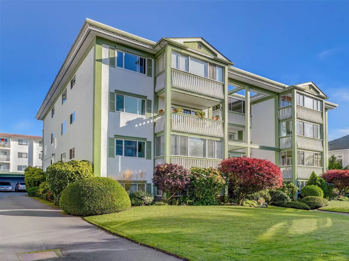 Victoria, BC V8V 4G2,415 LINDEN Ave #102