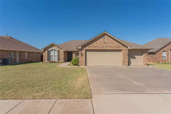 3313 Ashton Drive, Moore, OK 73160