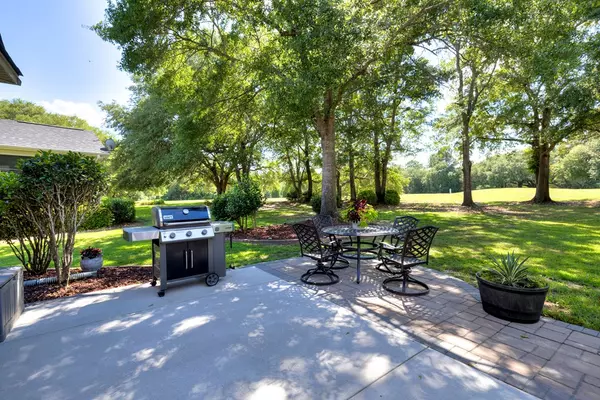 Manning, SC 29102,128 Oakview Circle