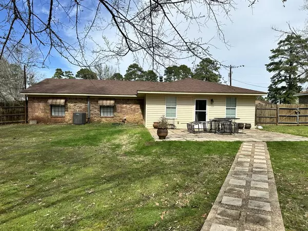 Mansfield, LA 71052,109 Honeysuckle Drive