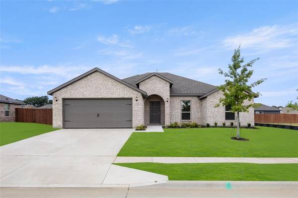 429 Basalt Drive, Azle, TX 76020